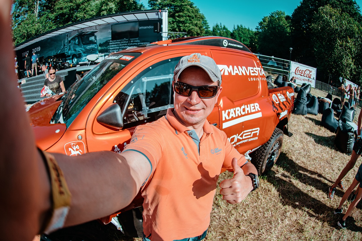 Technologijos ir Dakaras – A. Juknevičiaus komanda pristato lenktynininko filtrą