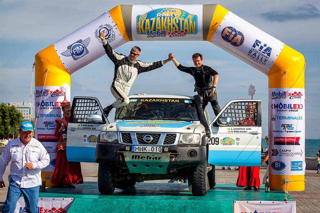 Kazachstano ralyje – vietinio lenktynininko pergalė, A. Juknevičius – pirmas standartinių bolidų klasėje
